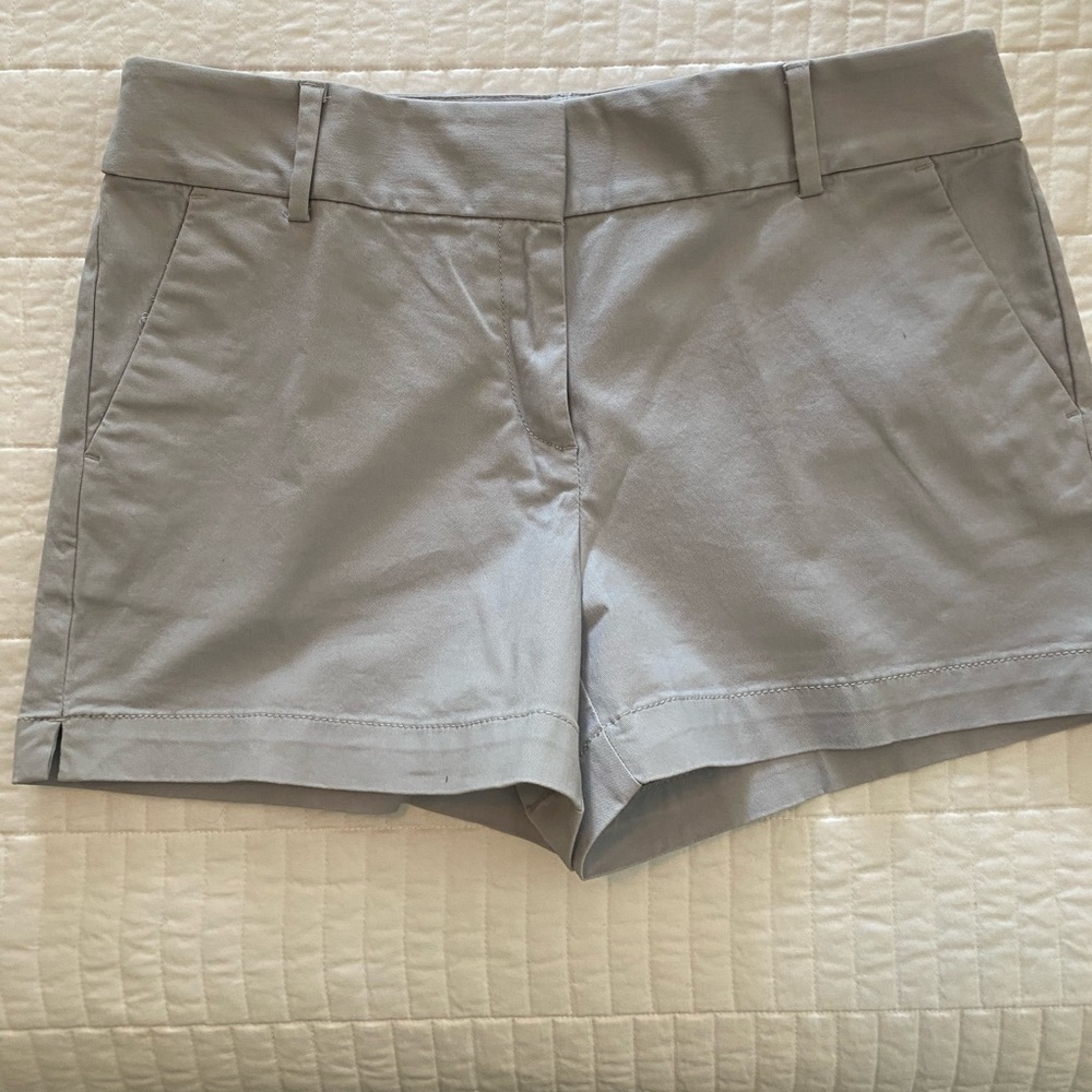LOFT - The Riviera Short - size 8
